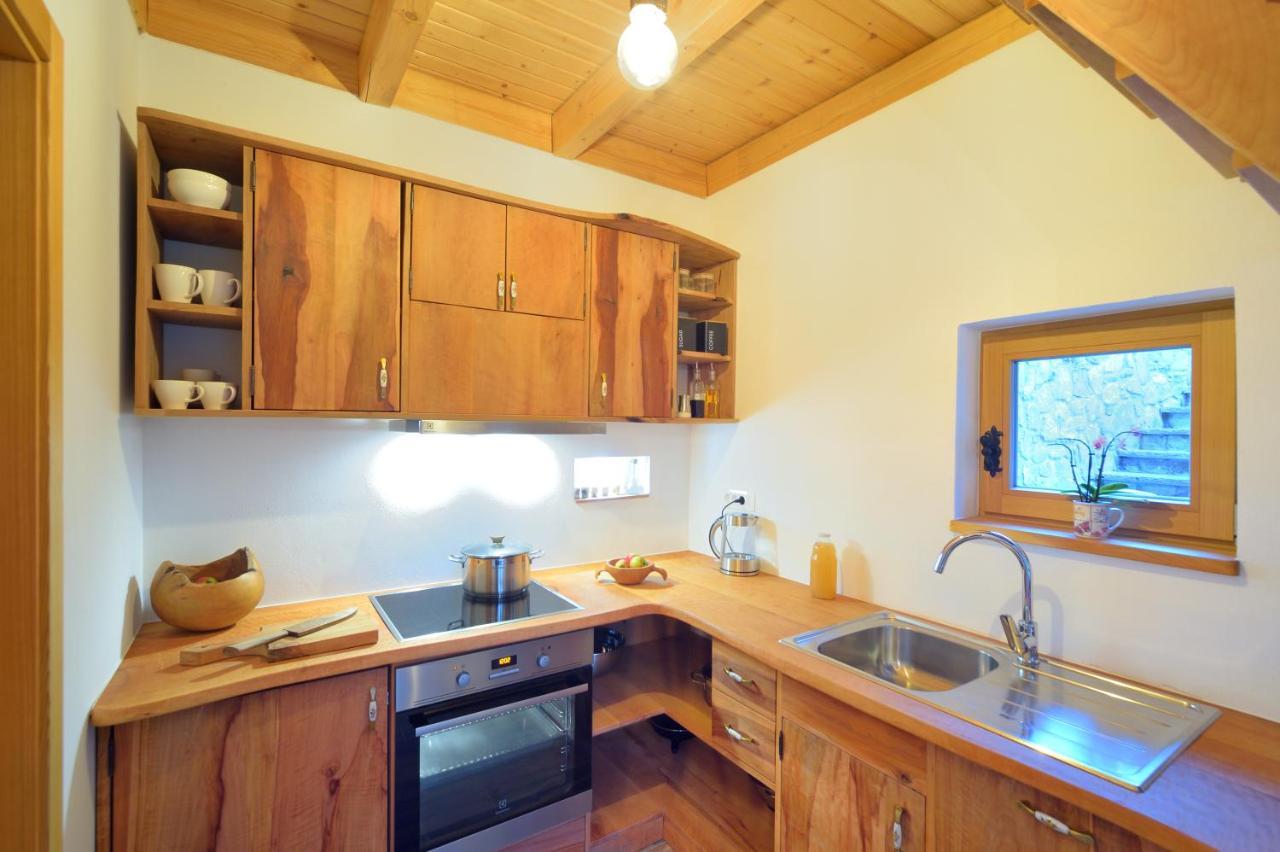 Granaries Pear & Walnut Villa Tolmin Kültér fotó